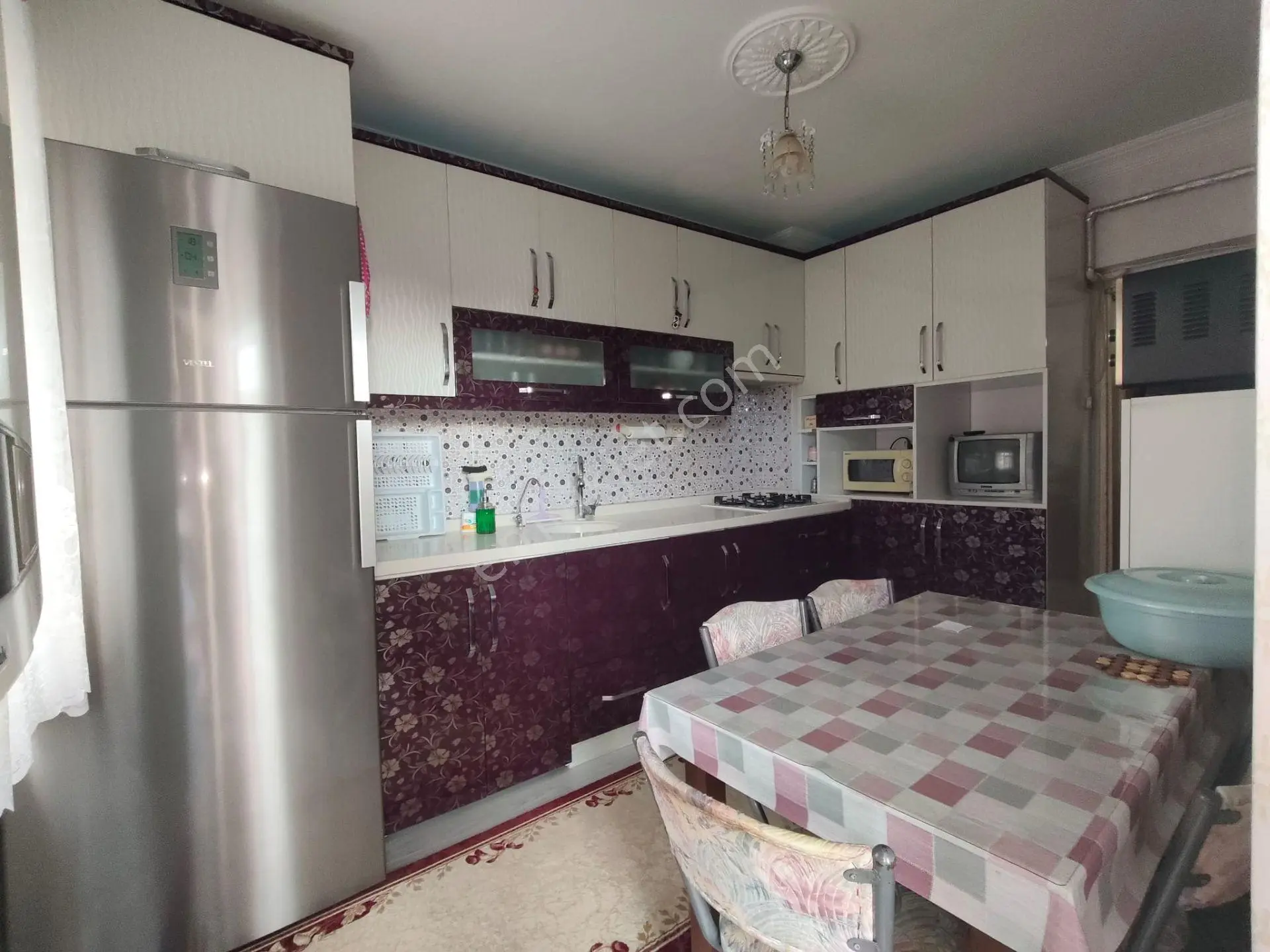 Yılmaz Gayrimenkulden Osmanlı Mahallesinde 3+1 Kupon Daire Ara Katta