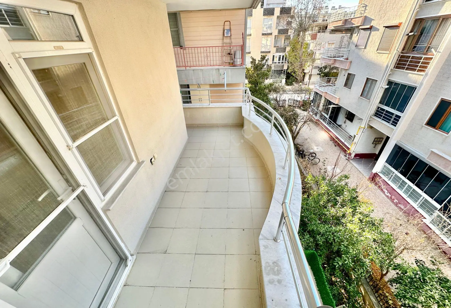 ꧁ay Emlaktan꧂akçay'da Arakat Ayrı Mutfak Denize Sadece 300 Metre Satılık 2+1 Daire - Görsel 8