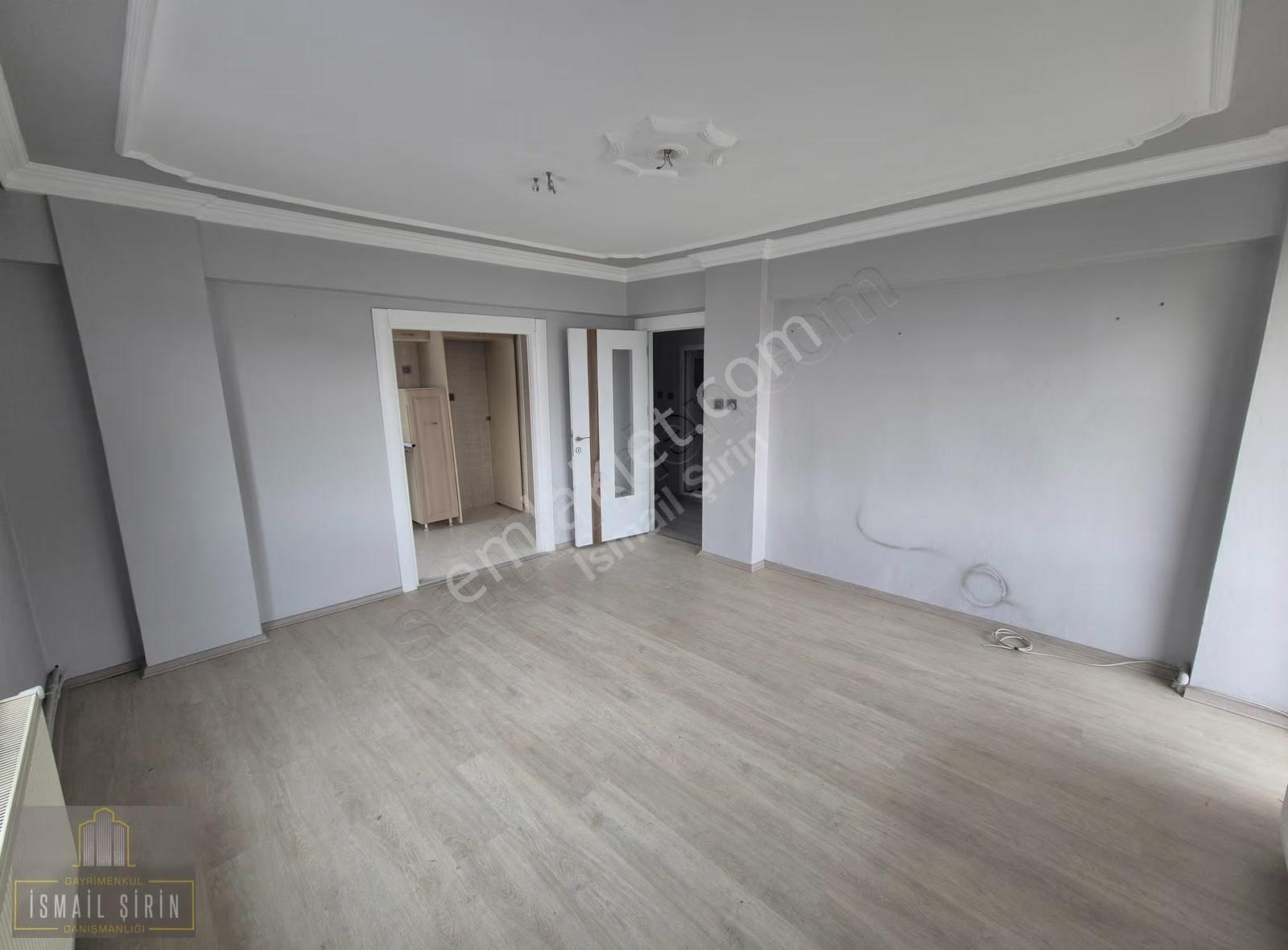 İsmail Şirinden Yunus Emre Parkı Karşısı Cadde Üzeri 3+1 Daire