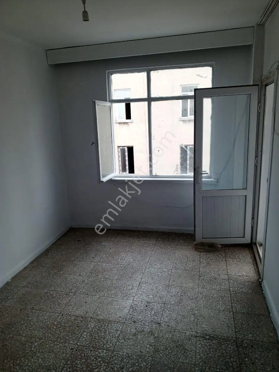Kiralık 3+1 Daire - Görsel 3