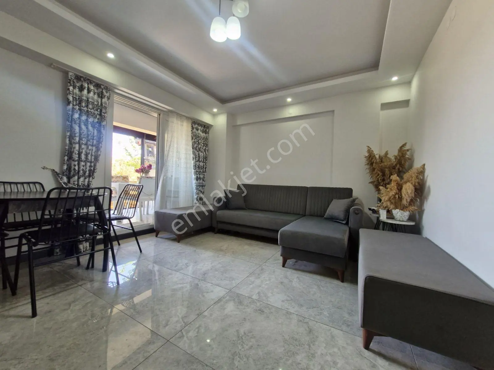 Didim'de Havuzlu Site İçerisinde Satılık Full Eşyalı 1+1 Daire - Görsel 5