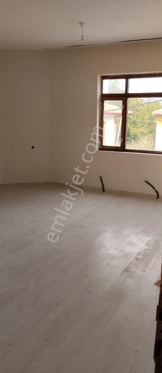 Gökaydan Yapılı Doğalgazlı Müstakil Arakat Kiralık 3+1 Daire - Görsel 17
