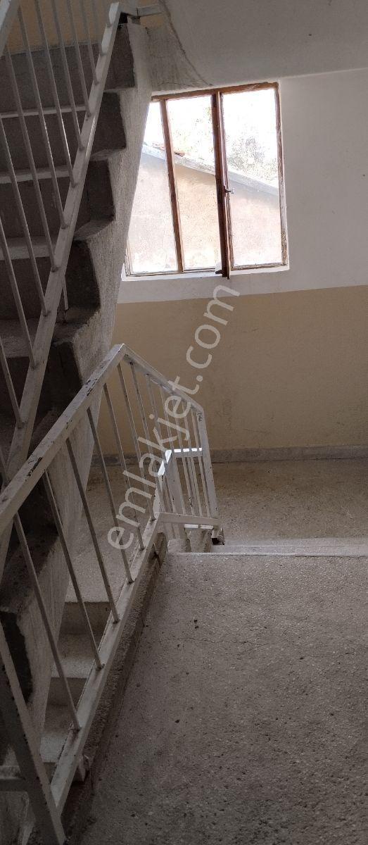 Gökaydan Yapılı Doğalgazlı Müstakil Arakat Kiralık 3+1 Daire - Görsel 14