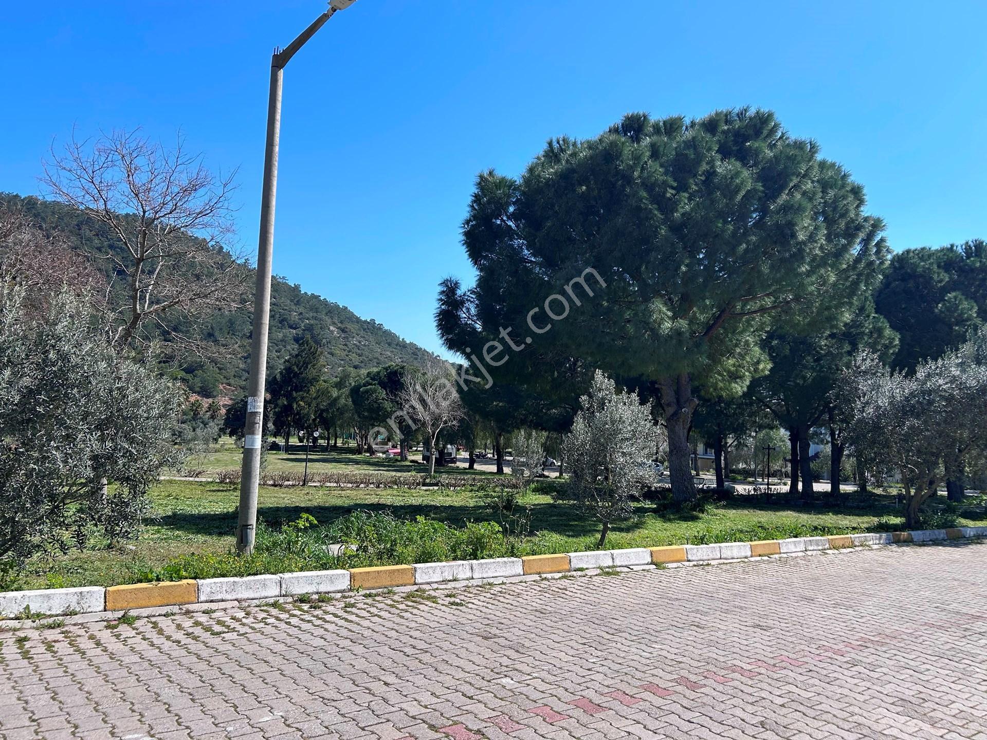 İzmir Menderes Yoncaköy 'de 2+1 Satılık Villa - Görsel 18