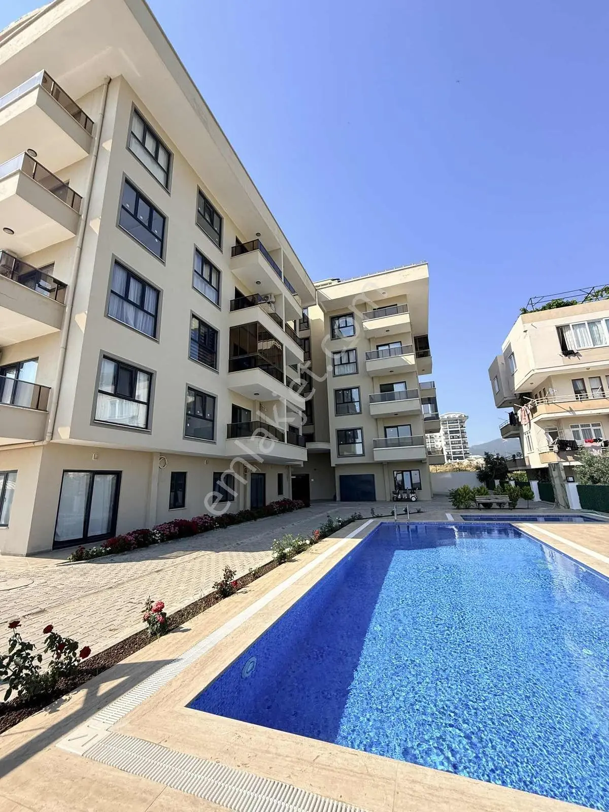 Payallar'da Mülkiyetli Deniz Manzaralı Satılık Kullanışlı 1+1 - Görsel 6