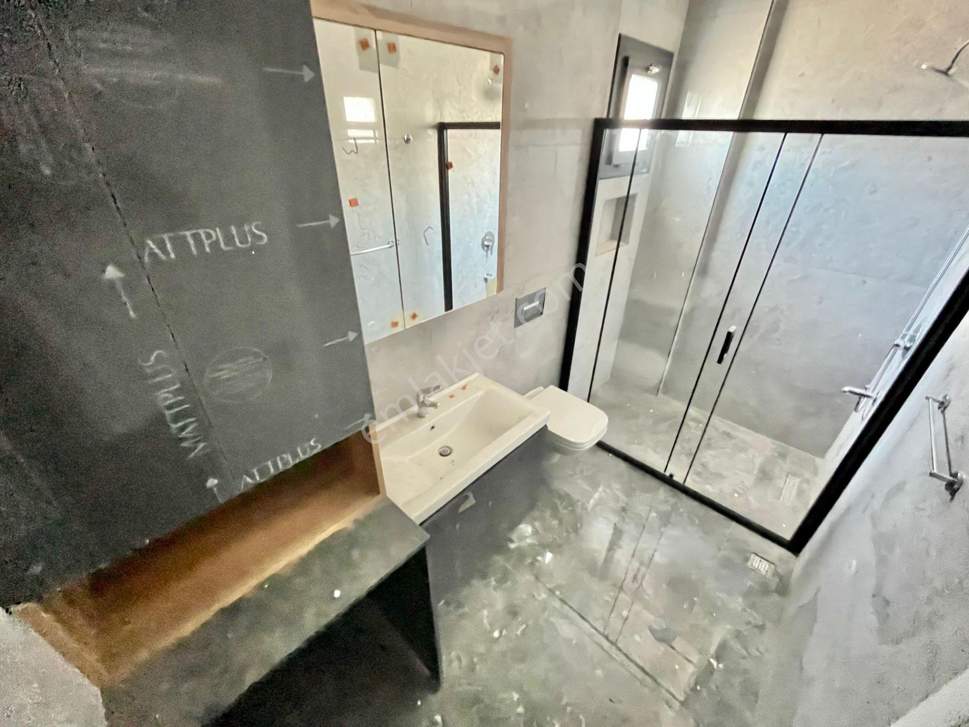 Gümüşden Pelitköyde Hem Deniz Manzaralı Hem Denize 50m 3+1 Satılık Villa - Görsel 19