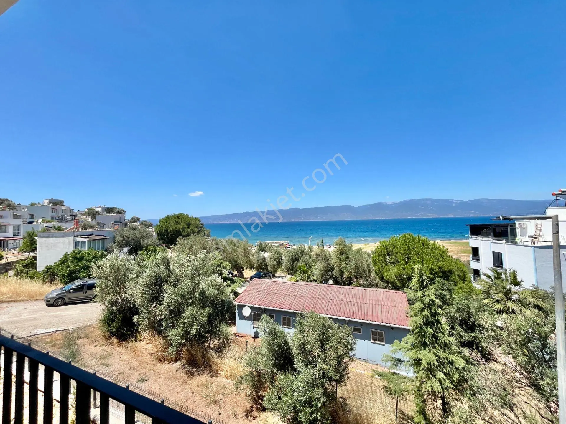 Gümüşden Pelitköyde Hem Deniz Manzaralı Hem Denize 50m 3+1 Satılık Villa - Görsel 5