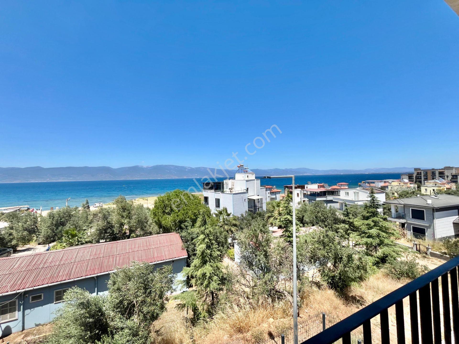 Gümüşden Pelitköyde Hem Deniz Manzaralı Hem Denize 50m 3+1 Satılık Villa - Görsel 20