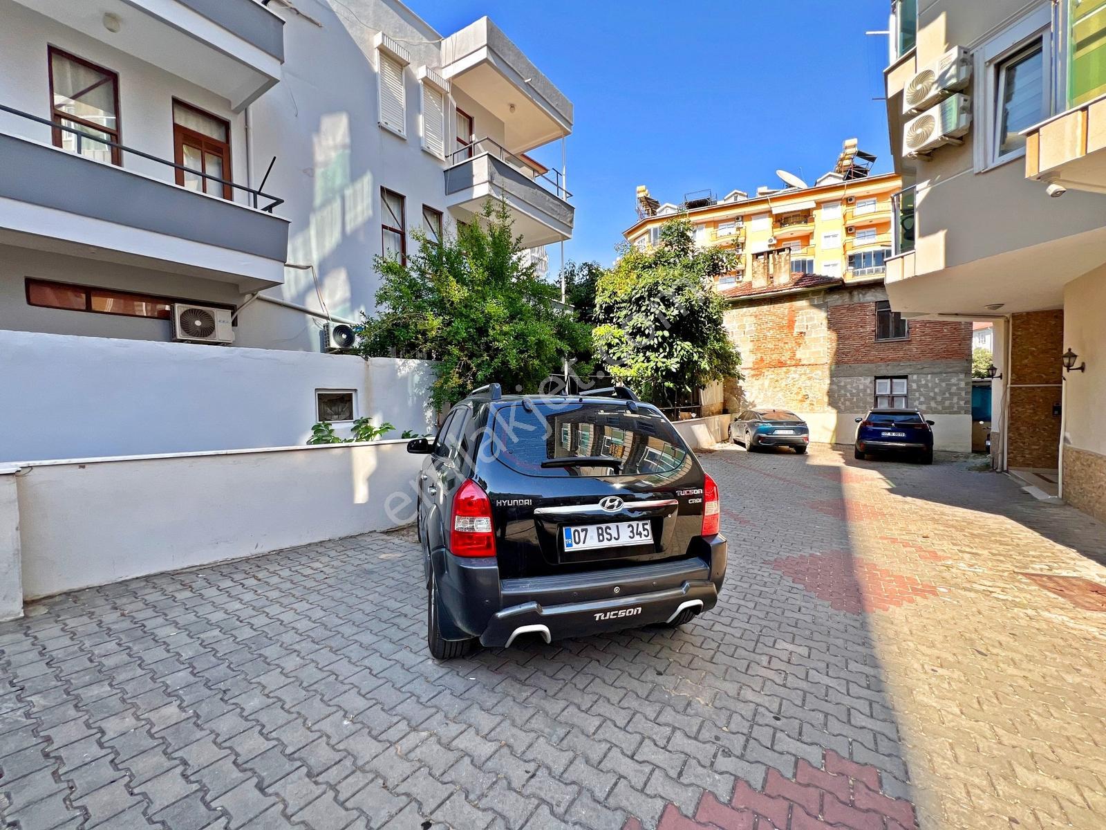 Alanya Merkezde Satılık 3+1 Ayrı Mutfak Masrafsız Yeni Daire - Görsel 20