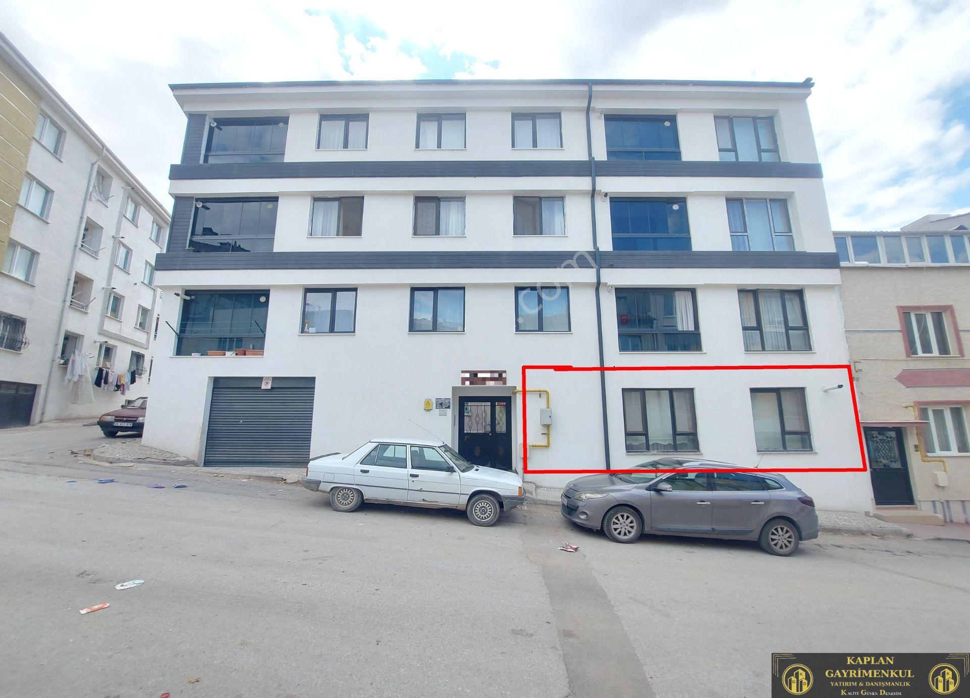 Kaplan Gayrimenkul’den Emek Mah. Refet Bele Cad. Yakını 2+1 105 M² Full Eşyalı Kiralık Daire - Görsel 34