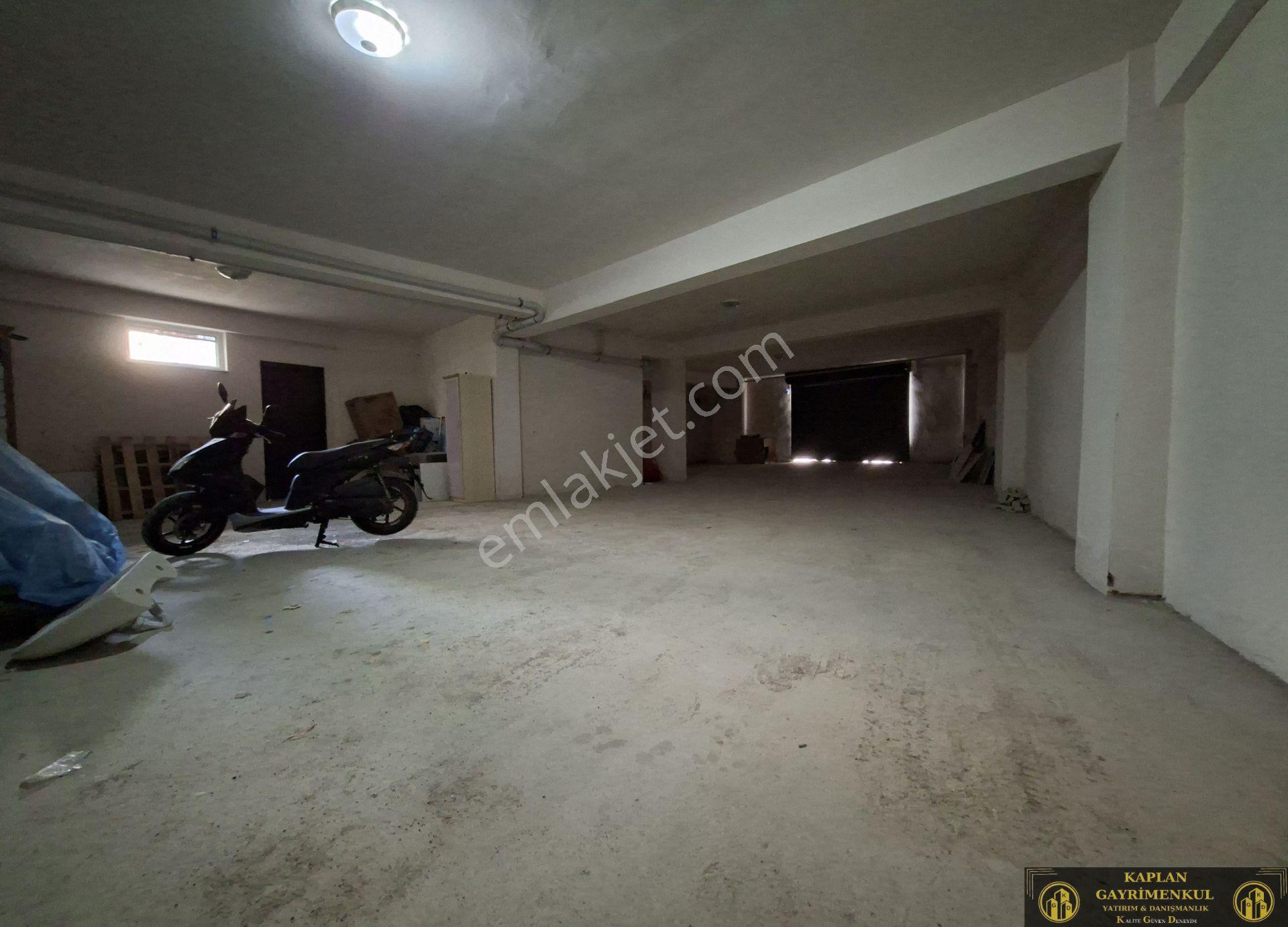 Kaplan Gayrimenkul’den Emek Mah. Refet Bele Cad. Yakını 2+1 105 M² Full Eşyalı Kiralık Daire - Görsel 32