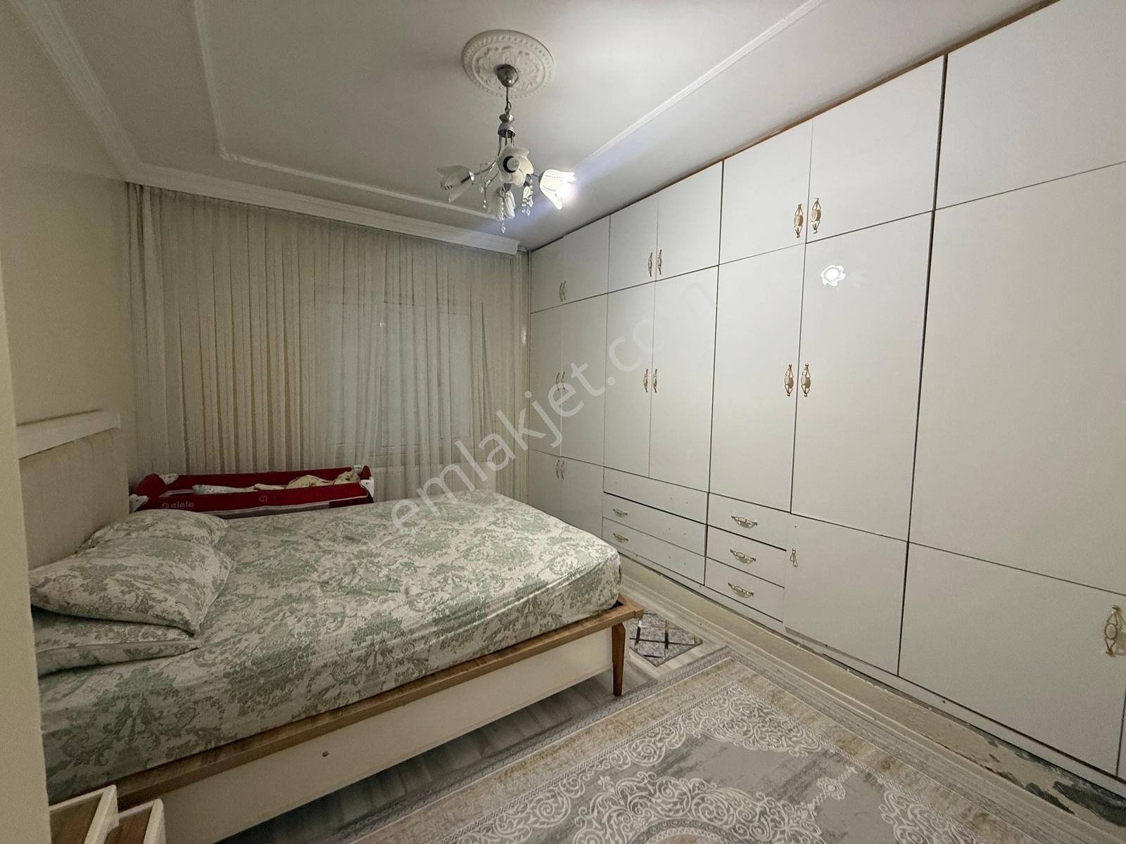 Dumlupınar'da Satılık 3 Katlı Mustakil Ev 120 M2 Bakımlı - Görsel 6
