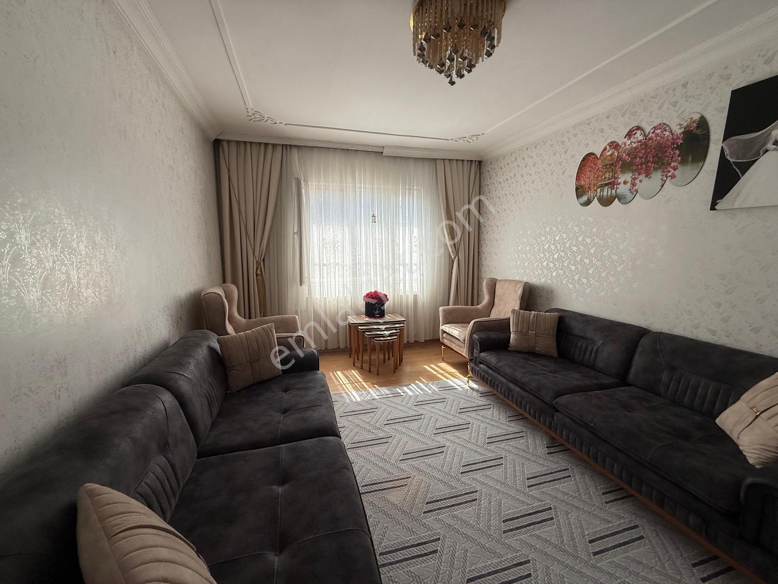 Dumlupınar'da Satılık 3 Katlı Mustakil Ev 120 M2 Bakımlı - Görsel 14