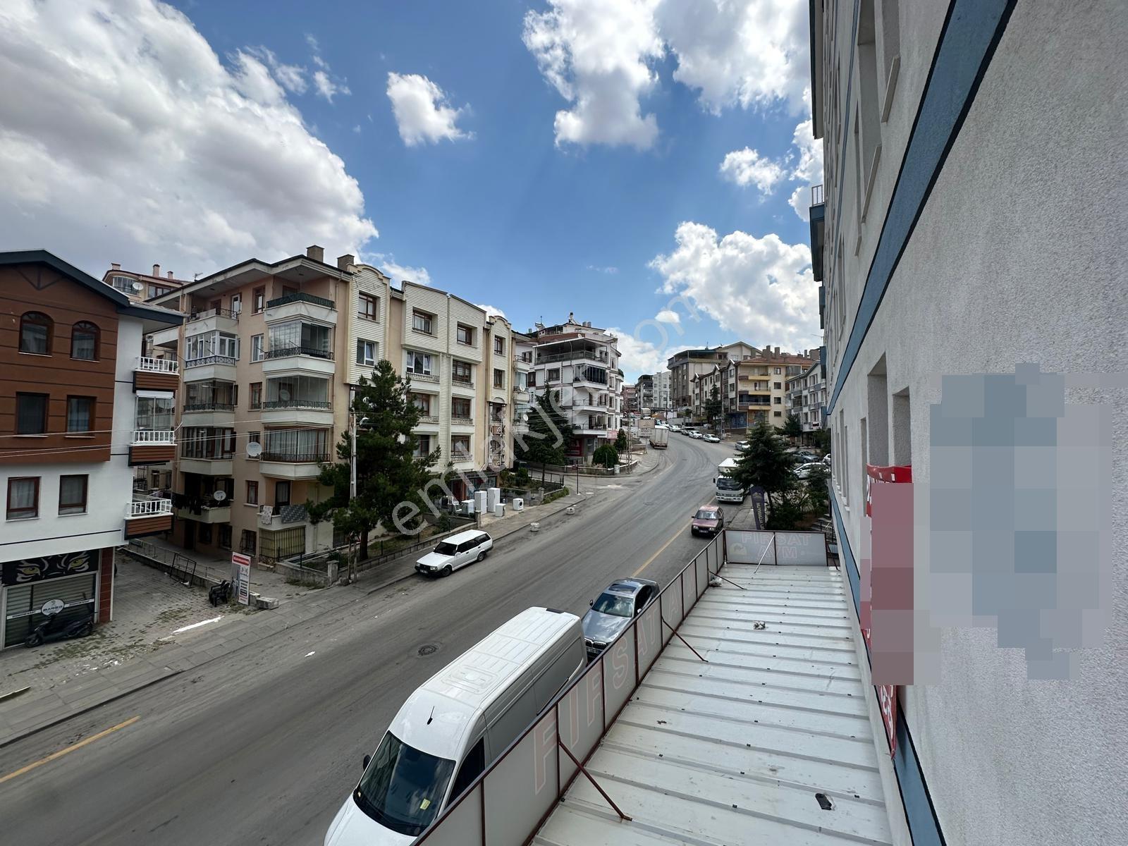Fuat Çetin'den Esertepe De Cadde Üzerin De Lüx Yapılı 3+1 Kaçmaz - Görsel 5