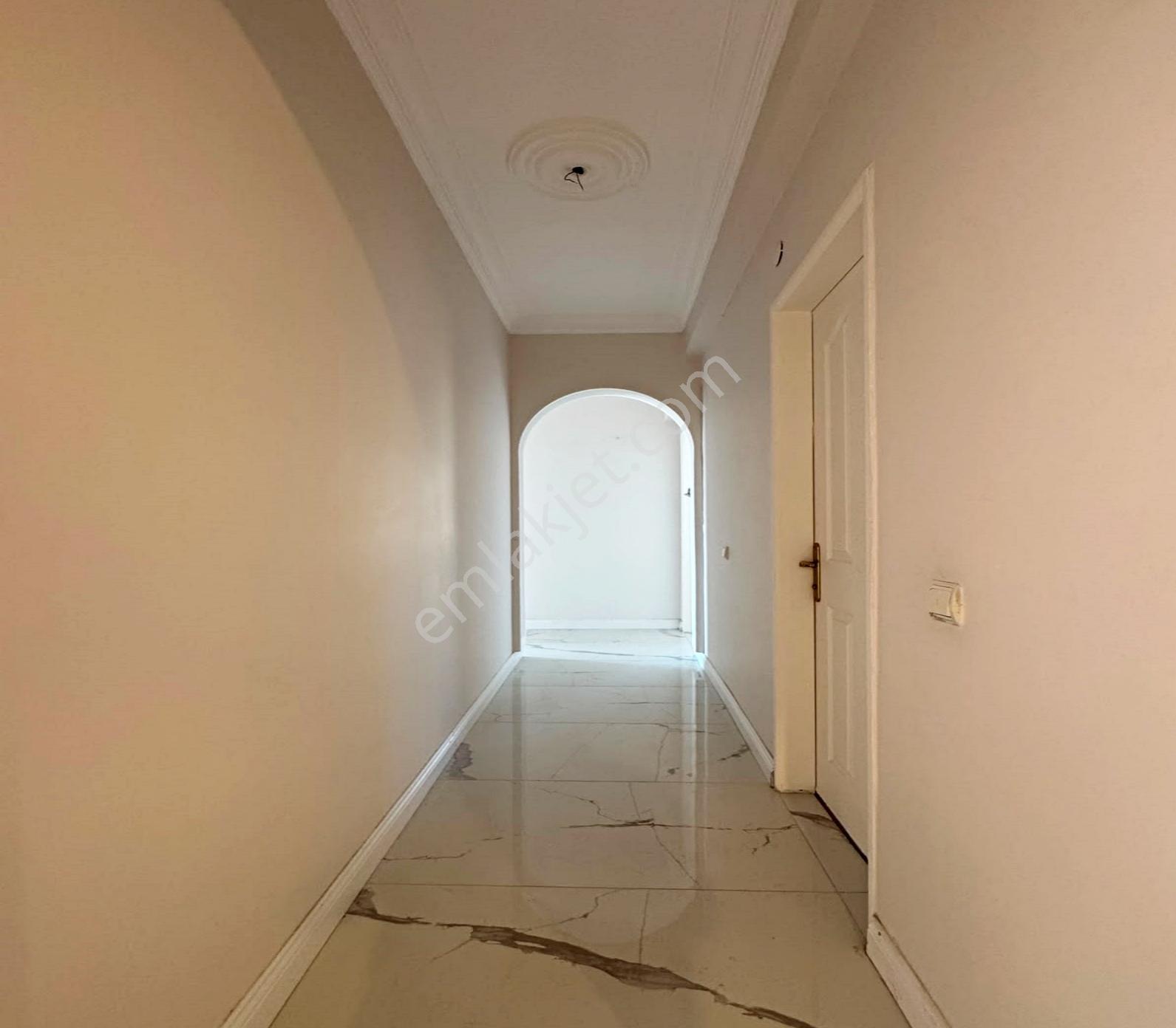 Beylikdüzü Barış Mahallesinde Masrafsız 3+1 Satılık Daire - Görsel 3