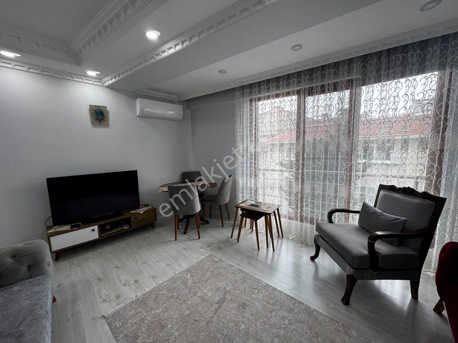 Küçükçekmece Fevzi Çakmak'ta Satılık 4+2 Dubleks Daire - Görsel 4
