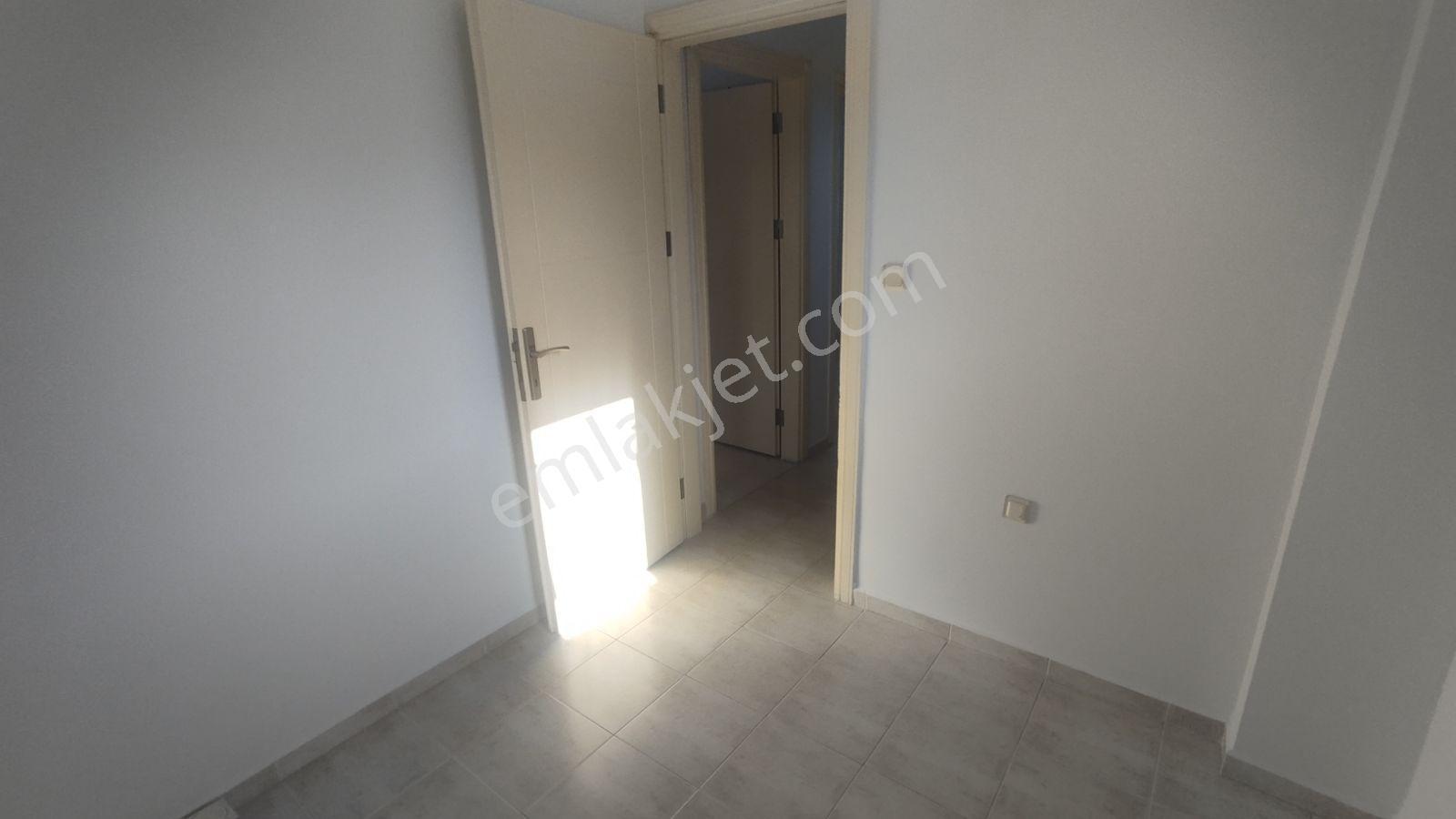 İlkon'dan Foça'da Uzun Dönem Kiralık 3+1 Tripleks Villa - Görsel 15