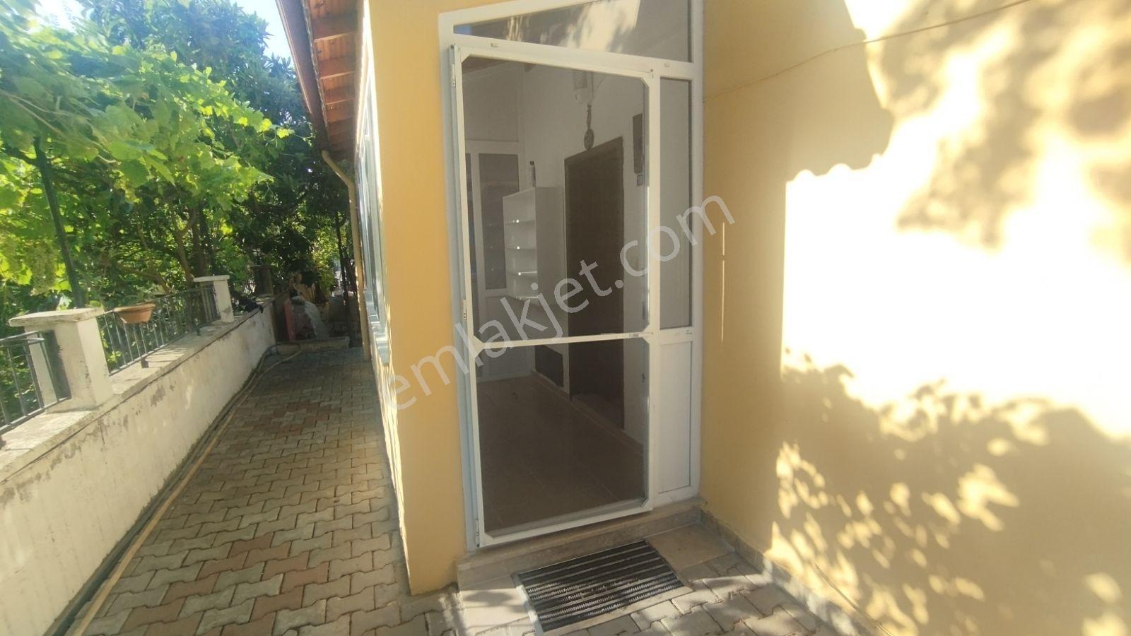İlkon'dan Foça'da Uzun Dönem Kiralık 3+1 Tripleks Villa - Görsel 34
