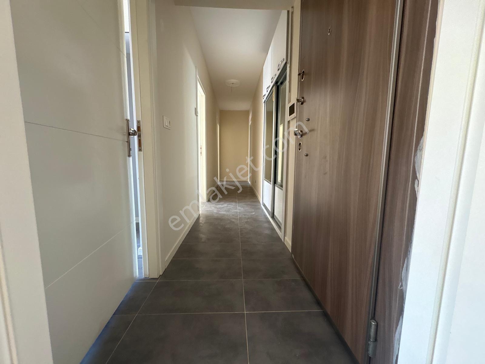 Akalından Türbe Cad Ebeveyn Banyolu K.otopark 2+1 Kiralık Daire - Görsel 15