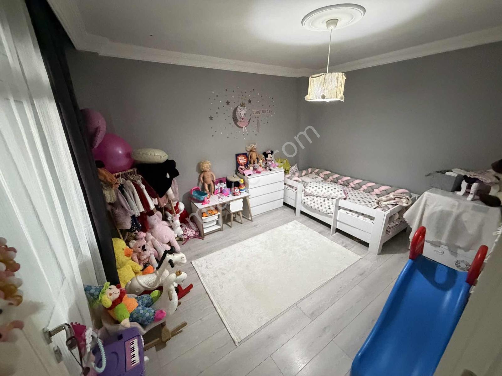 1.cebeci Caddesinde Masrafsız 2+1 100m2 Ara Kat Hisseli Daire - Görsel 12