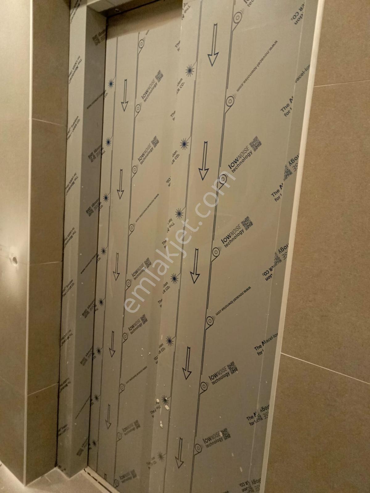 Acıbdam'de E-5 Akasya Acıbademe Komşu,2+2 Kullanımlı,1 Yaşında - Görsel 23