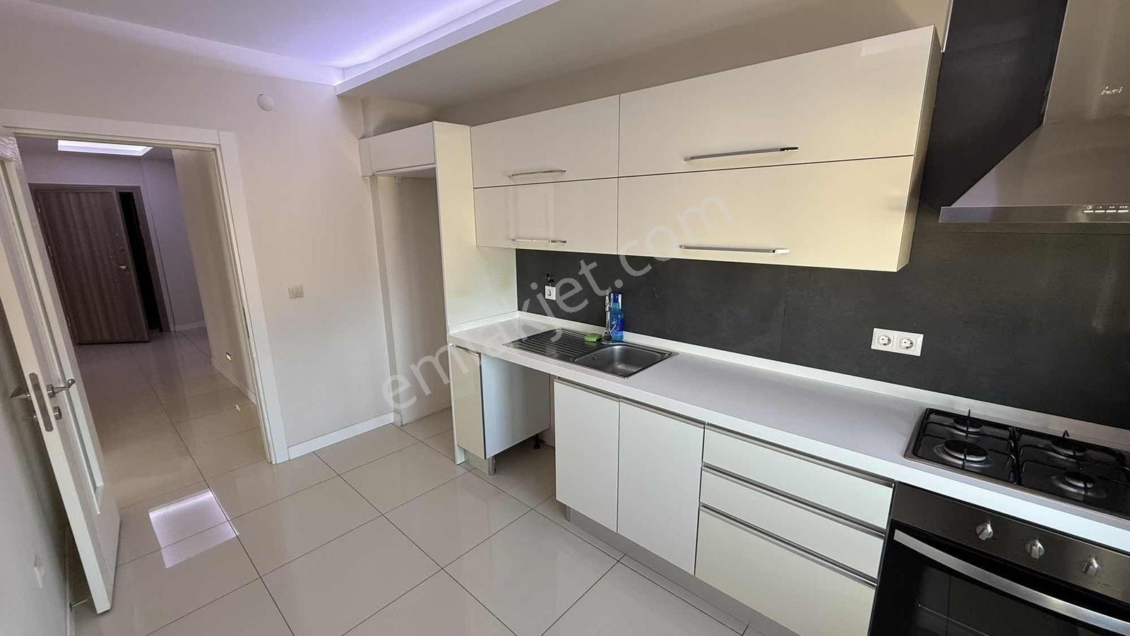 Yeşilyurt Mezarlığı Yakını Site İçinde Kiralık Daire - Görsel 13