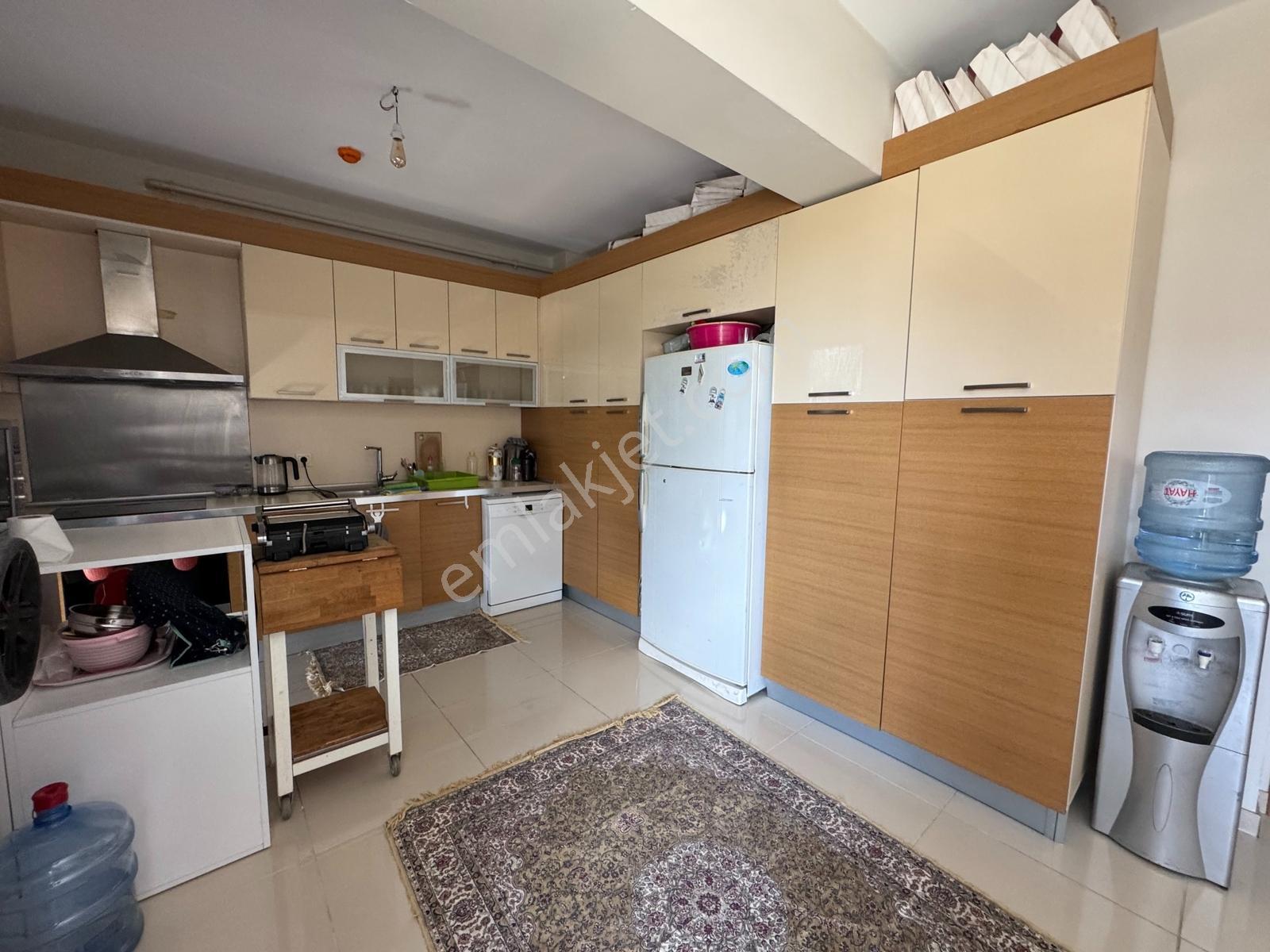 Esenyurt İkiz Konaklar Sitesinde Krediye Uygun Satılık 4+1 Daire - Görsel 14