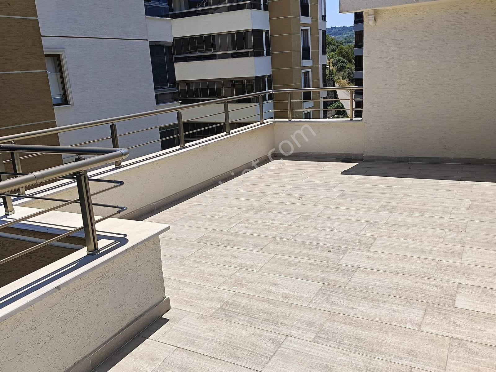 Mudanya Güzelyalı Eğitim Mah. Satılık Deniz Manzaralı Dubleks - Görsel 29