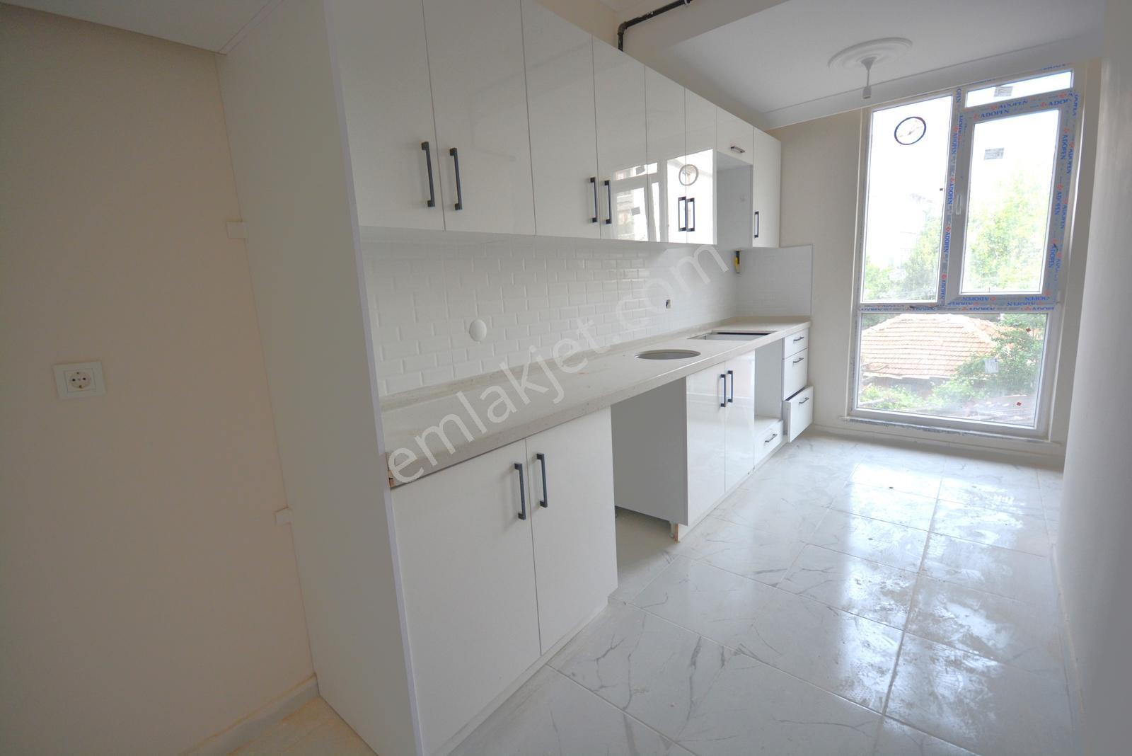 Özel Dekorlu Satılık Yeni Binada Lüks 3+1 Muhteşem Daire - Görsel 25