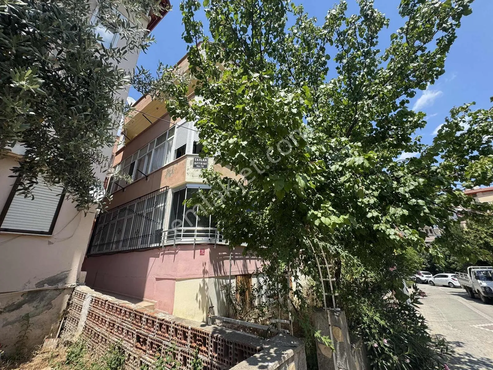 Güçlü Kardeşler Full Tadilatlı 2+1 Lüks Daire - Görsel 4