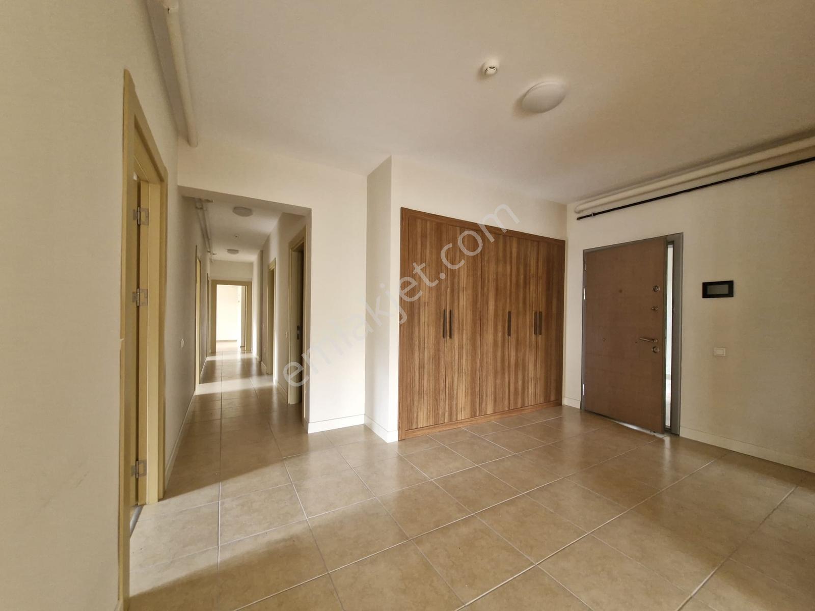 İlkbahar Mahallesi Güneypark 2 Evleri C Blokta Kiralık 4+1 Daire - Görsel 11