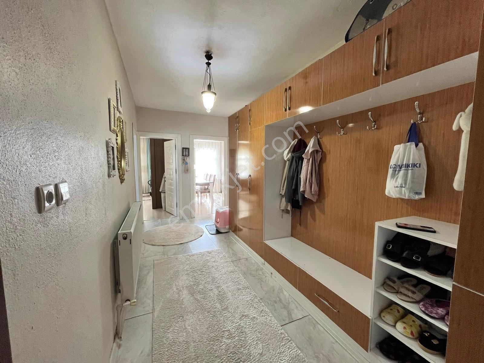 Serdivan Yazlıkta Satılık Apartman - Görsel 14