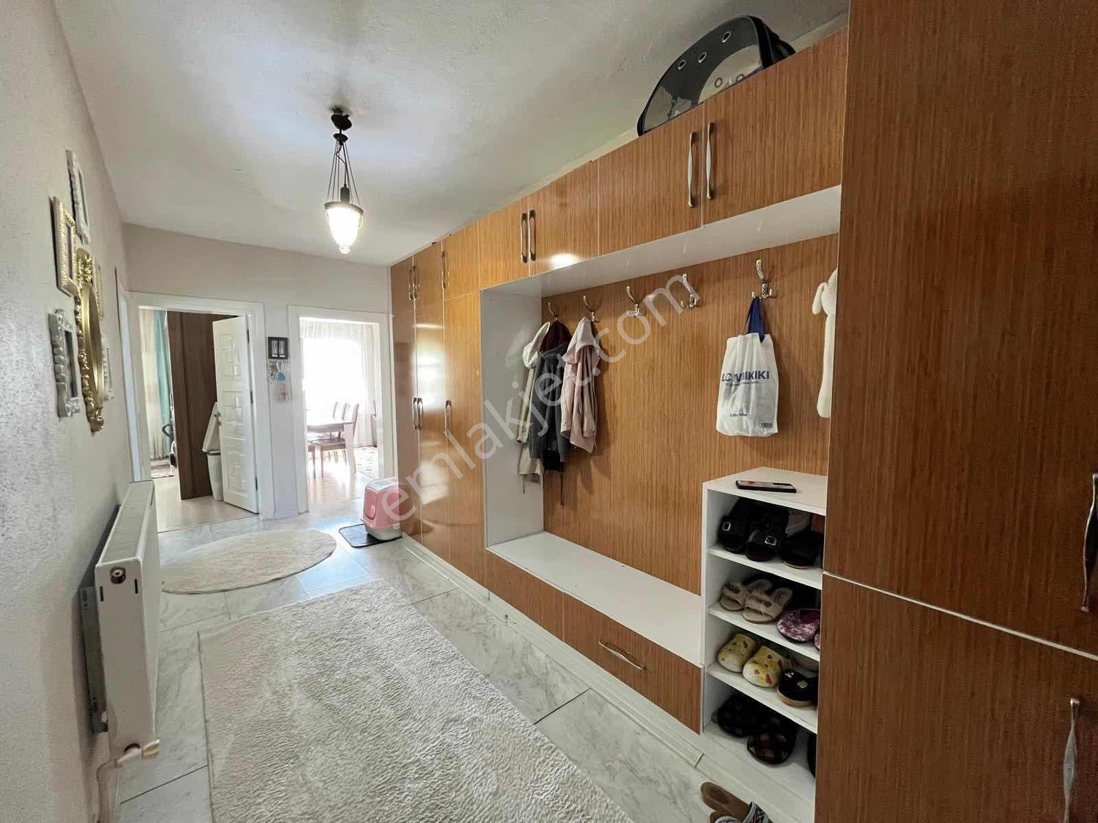 Serdivan Yazlıkta Satılık Apartman - Görsel 17