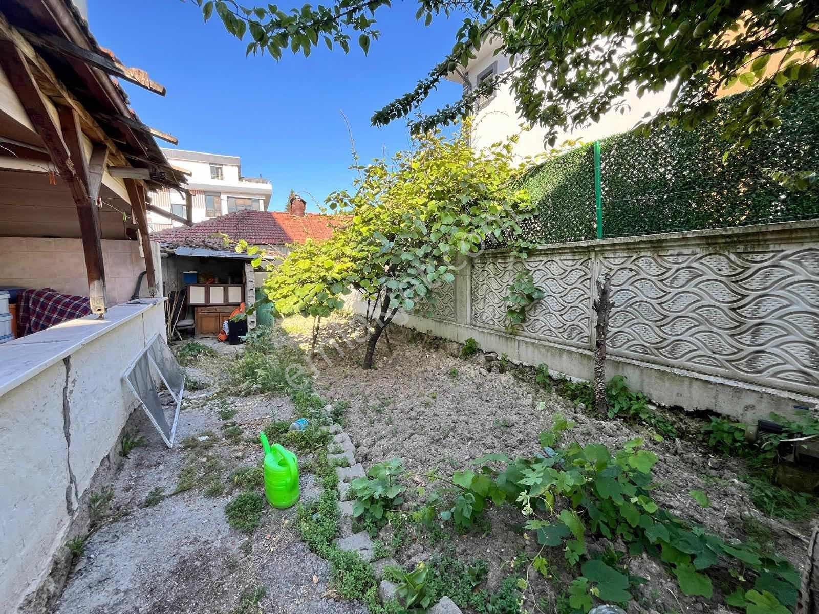 Serdivan Yazlıkta Satılık Apartman - Görsel 9