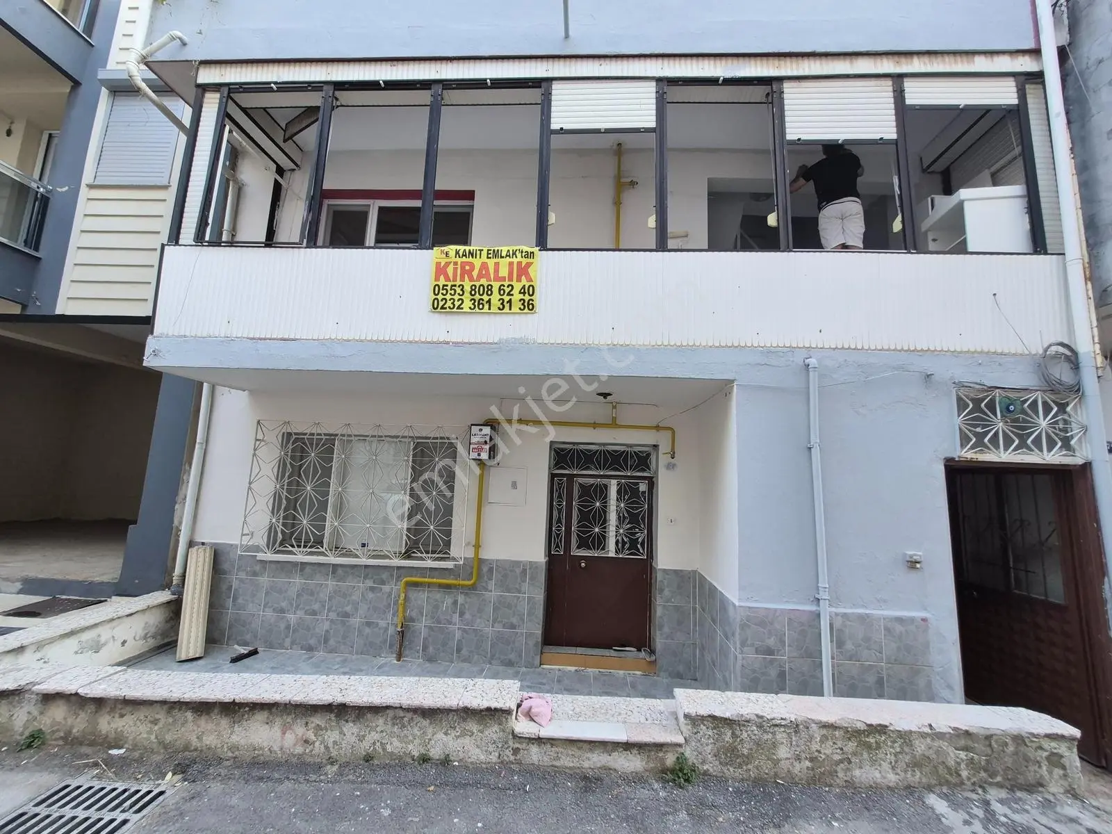 Karşıyaka Elit Sitesi 3+1 Klasik Kiralık Daire Kanıt Emlaktan - Görsel 34