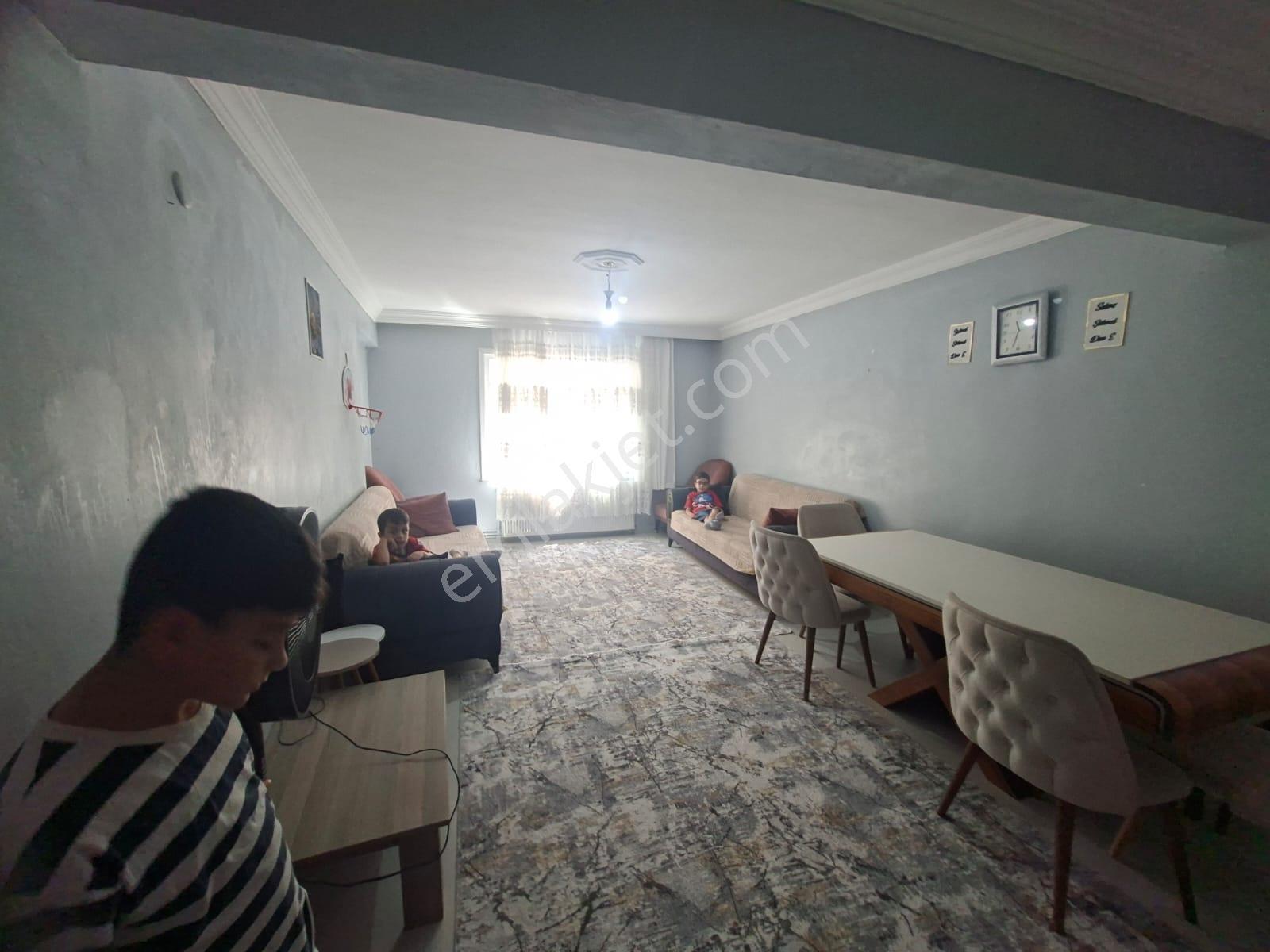 Güngören Merkez Mahallesinde Krediye Uygun Satılık Daire - Görsel 11