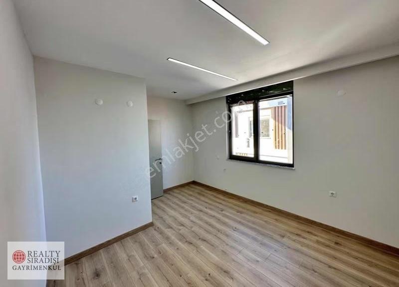 Aksu Altıntaş'ta , İskanlı , Ara Kat 2+1 Satılık Daire - Görsel 9