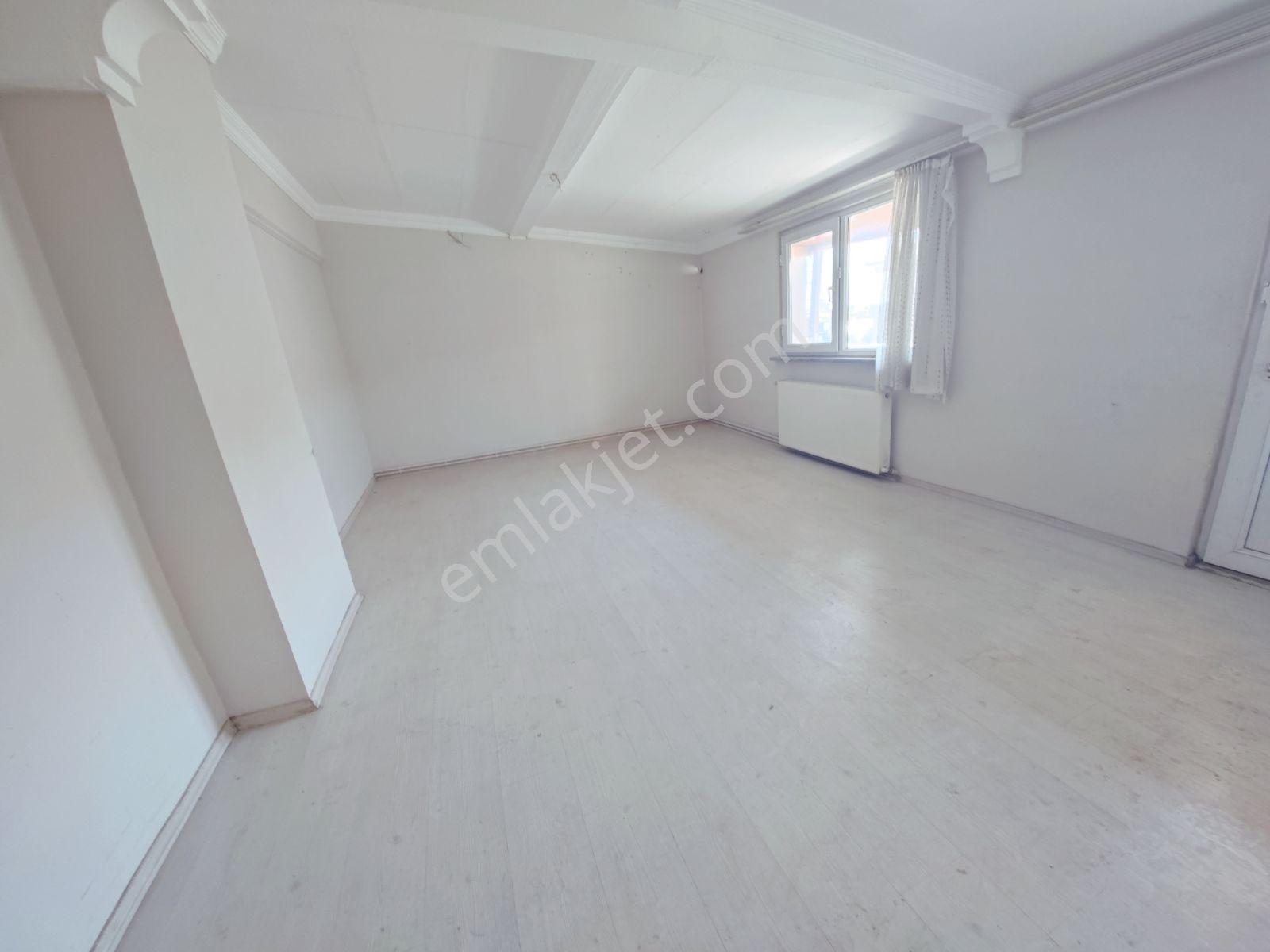 Tepebaşı Camii'ne Cemil Cad Yakin 3.kat 4+1 180 M2 Banyo Wc Ayri - Görsel 10