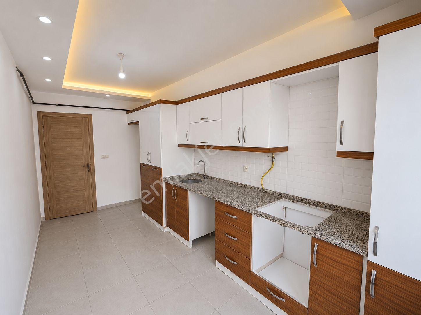 Vizyon Gayrimenkul Den Muradiyeye De 4+1 Dubleks Teraslı Satılık Daire