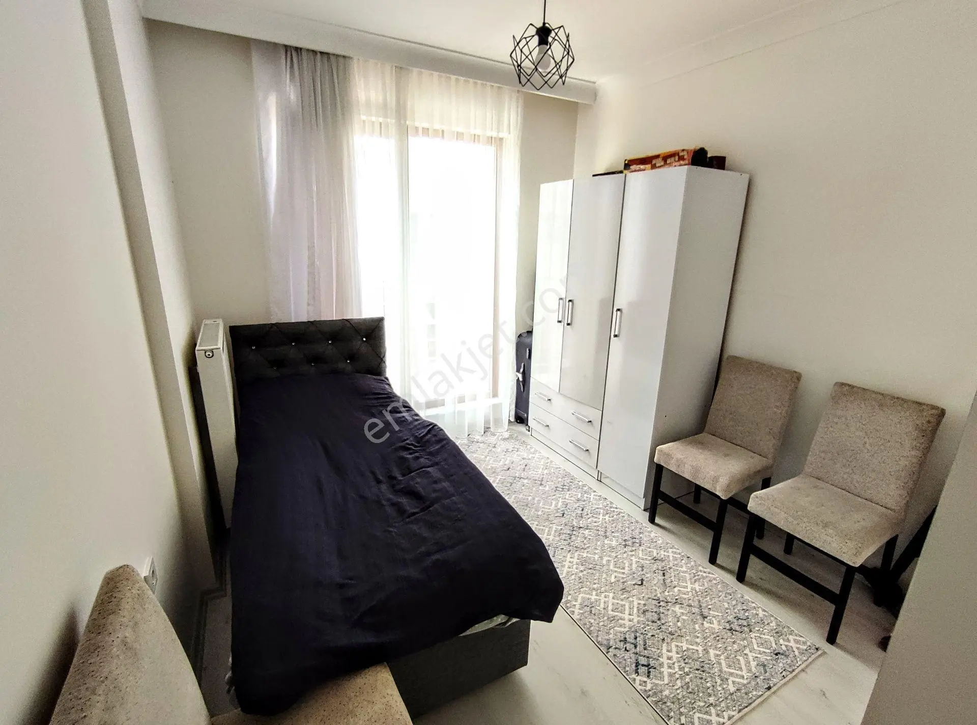 Gazi Mahallesi Kiralık Asansör, Otopark, Arakat Eşyalı 2+1 Daire - Görsel 4