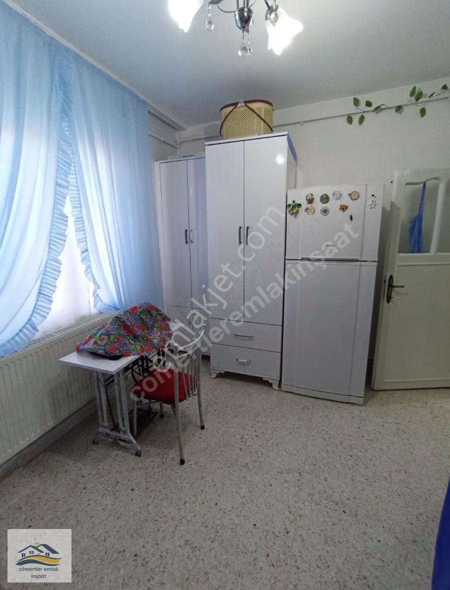 Güneş Mahallesi 139 M. 2 Kat Lı Her Kat 3 Er. Odalı Artı Teras - Görsel 26