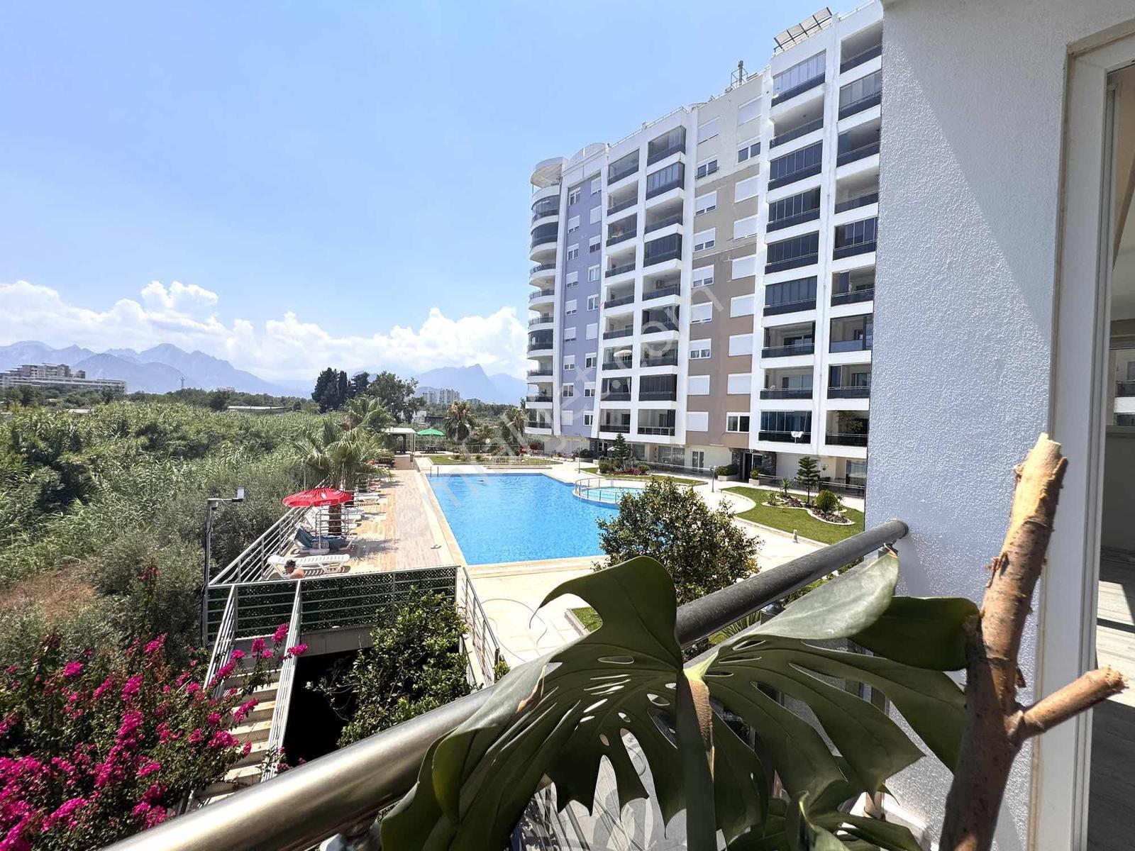 Özellikli Site İçi Deniz Gören Arakat 4+1 Kiralık Daire - Görsel 11