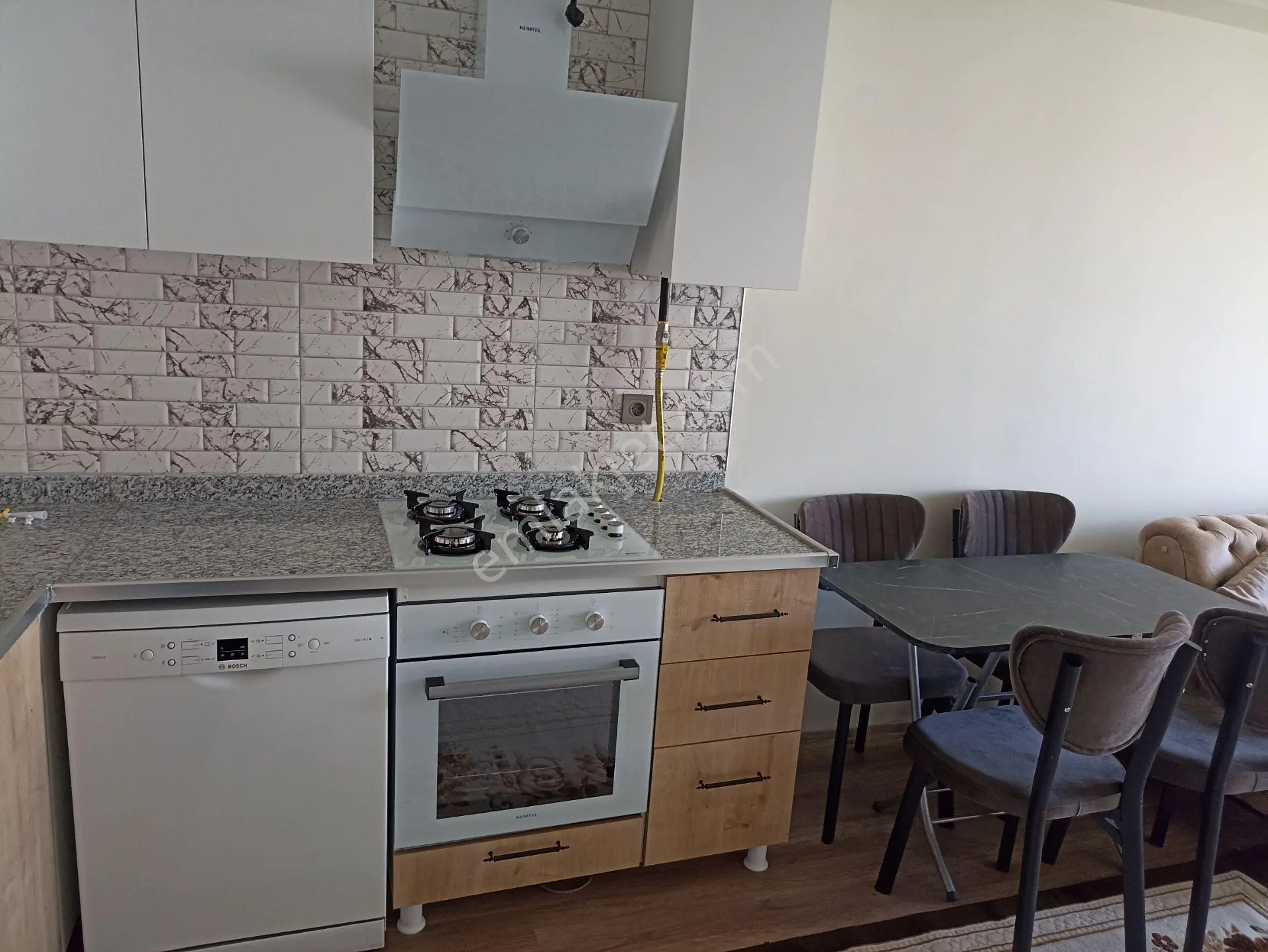 Sahibinden İkinisan Polis Evi Yanında Kiralık 1+1 Daire - Görsel 2