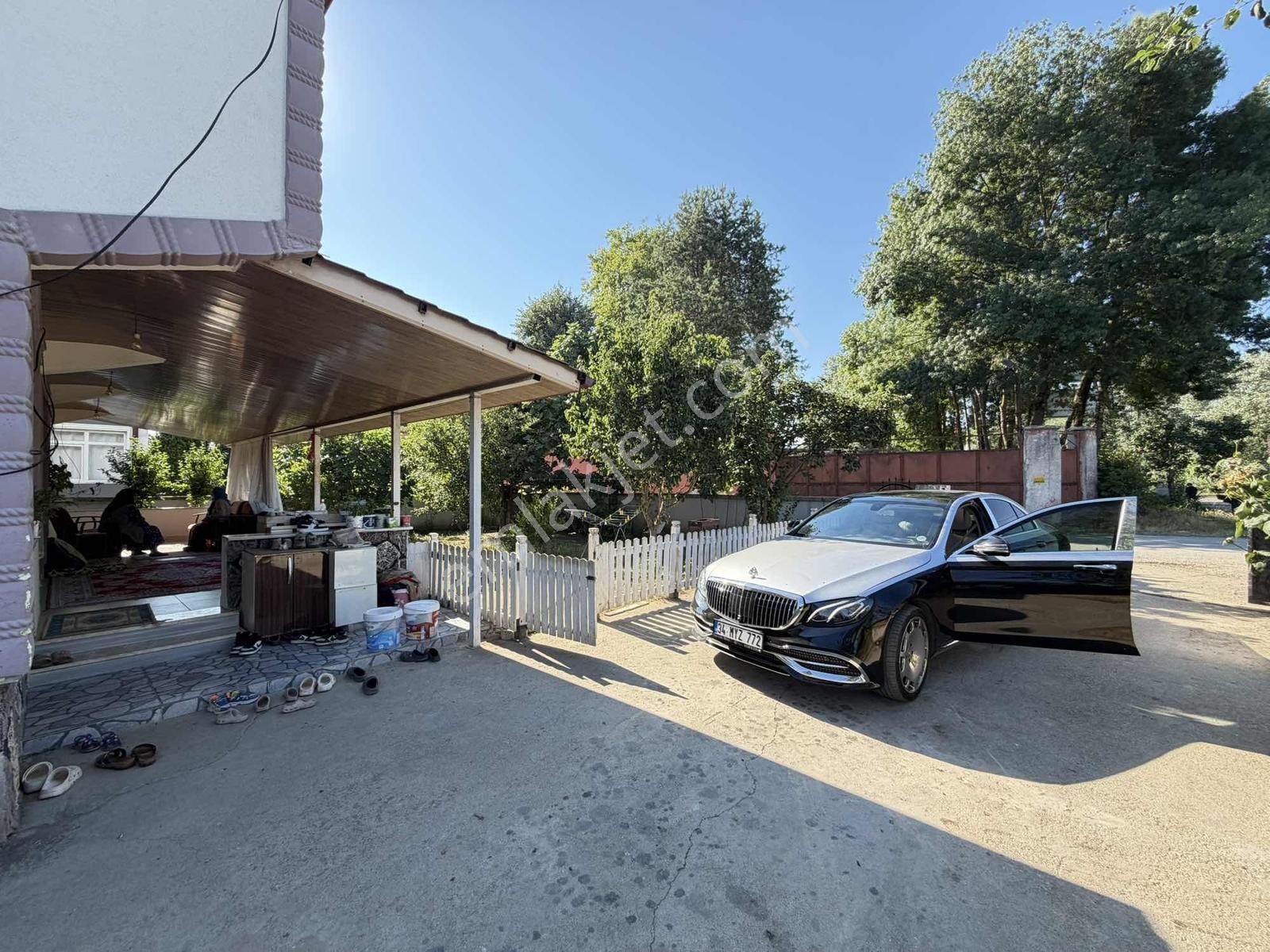 Sakarya Akyazı Vakıf'ta Satılık İki Katlı Bina Takasa Açık - Görsel 25