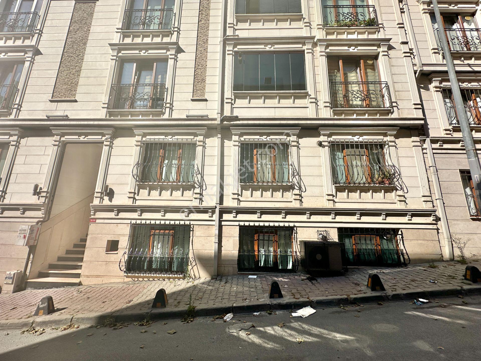 Bayrampaşa'da Ebeveyn Banyolu Şahane 115m2 2+1 Satılık Daire - Görsel 33