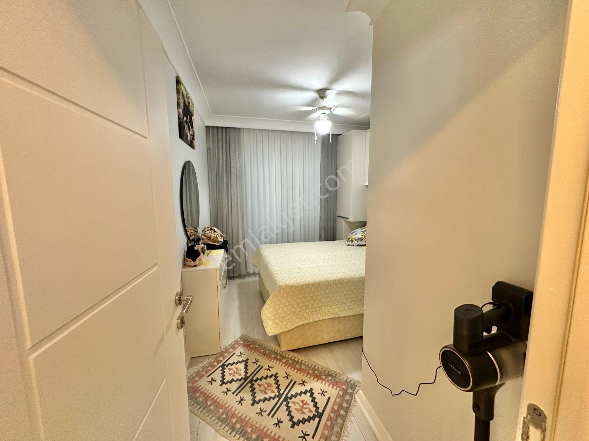 Bayrampaşa'da Ebeveyn Banyolu Şahane 115m2 2+1 Satılık Daire - Görsel 7