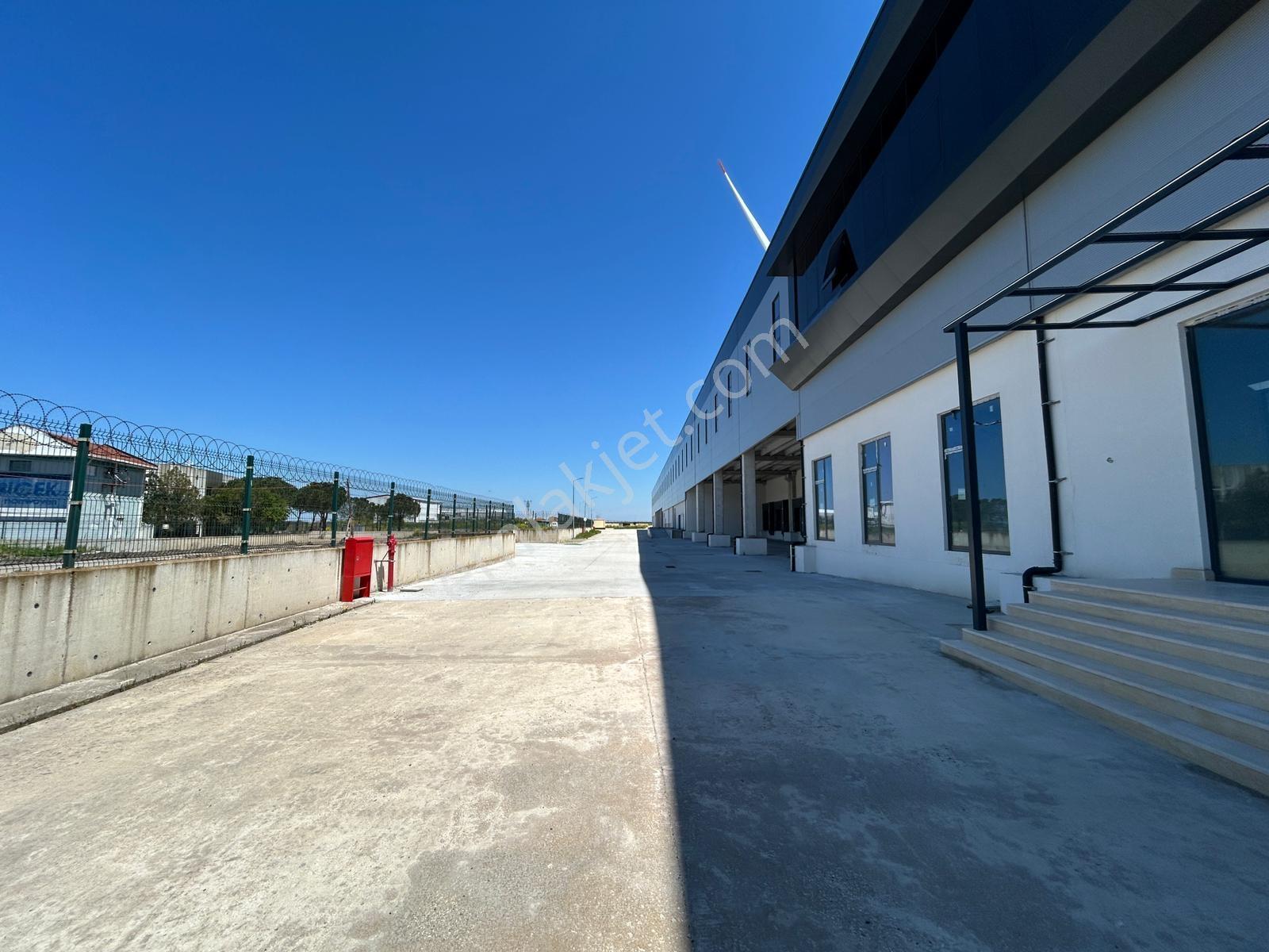 Çorlu Ulaş Osb'de Kiralık 18.648 M² Sıfır A+ Lojistik Depo - Görsel 35