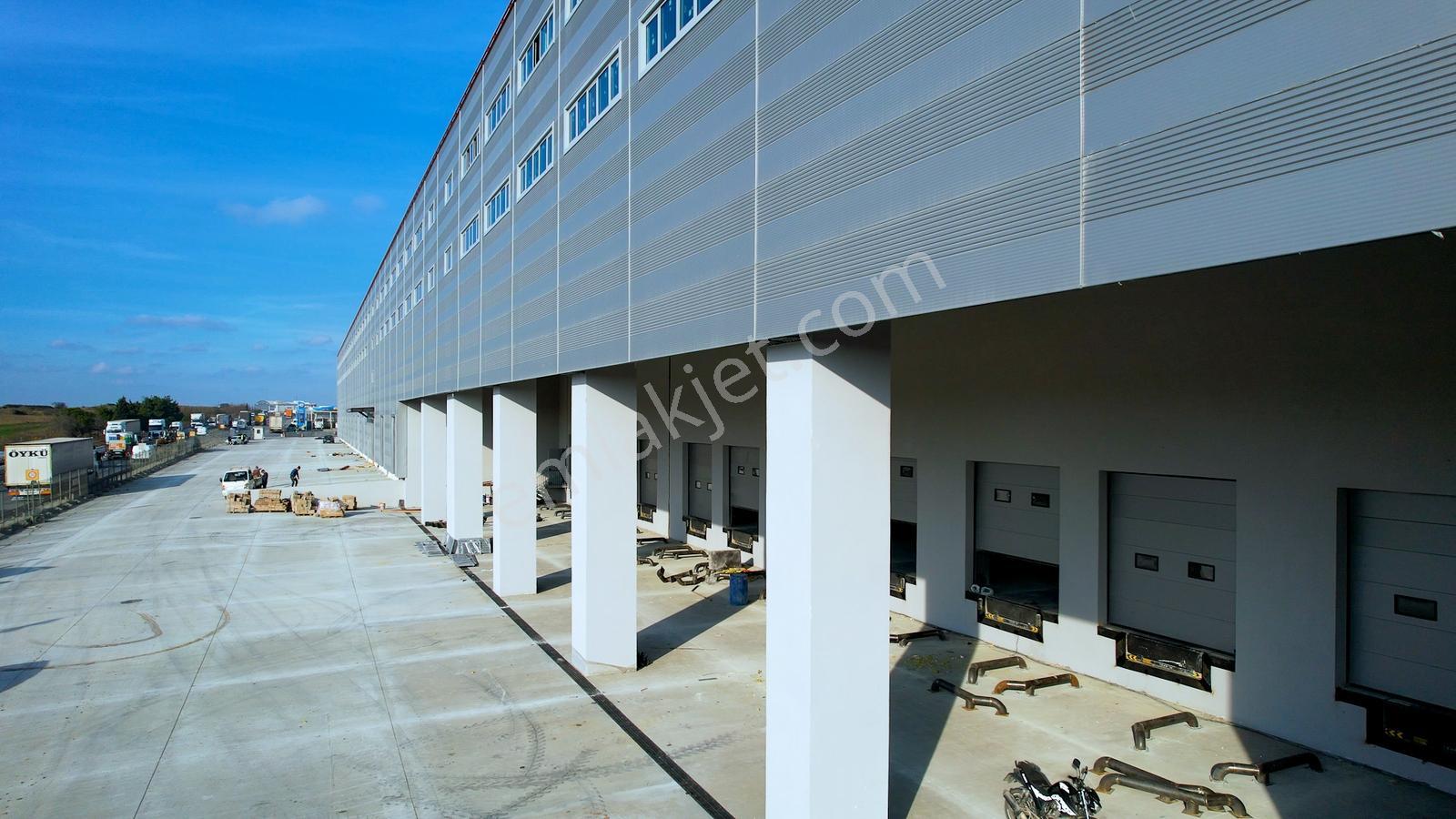 Hadımköy Yoluna Cephe A Sınıfı 12.100m² H:12 11 Rampa Depo - Görsel 3