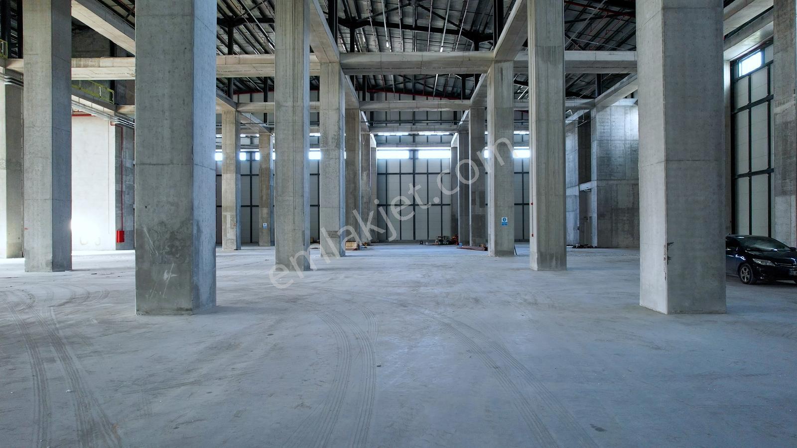 Hadımköy Yoluna Cephe A Sınıfı 12.100m² H:12 11 Rampa Depo - Görsel 14