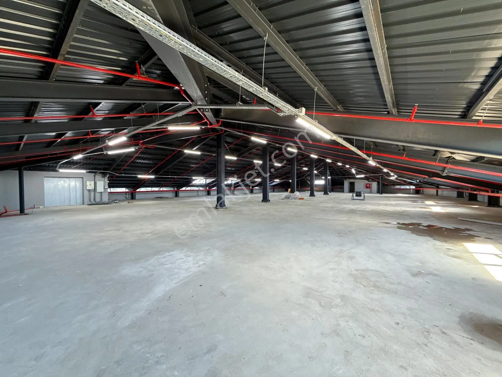 Hadımköy Akpınar Bölgesinde Müstakil 13.800 M2 Kiralık Fabrika - Görsel 4